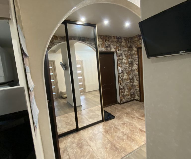 Сдаётся 2-комнатная квартира, 49.5 м²