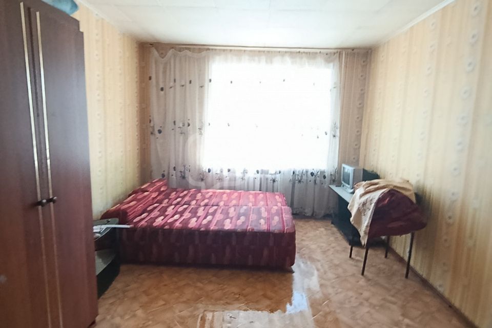 Продаётся комната в 4-комн. квартире, 17.4 м²