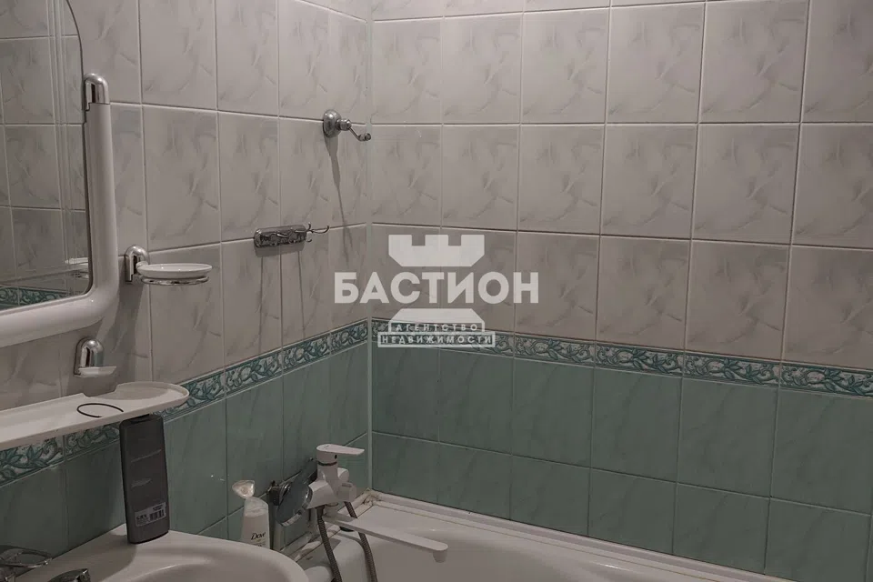 Продаётся 3-комнатная квартира, 74 м²