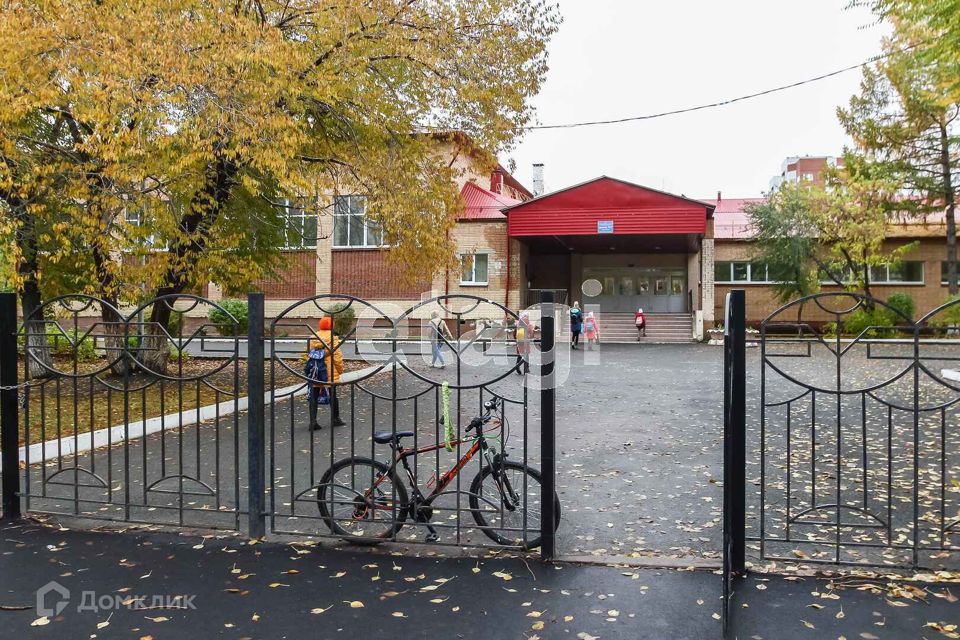 Продаётся 2-комнатная квартира, 76.6 м²