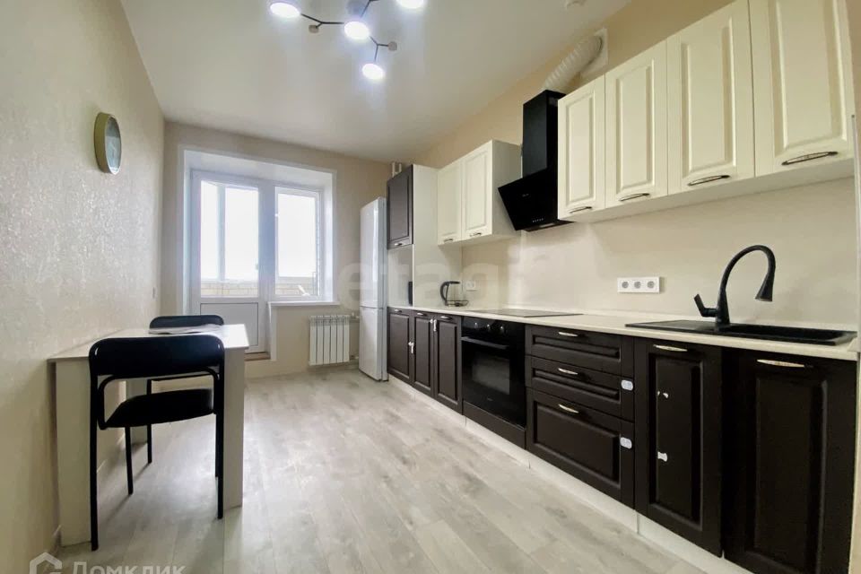 Продаётся 1-комнатная квартира, 39.7 м²
