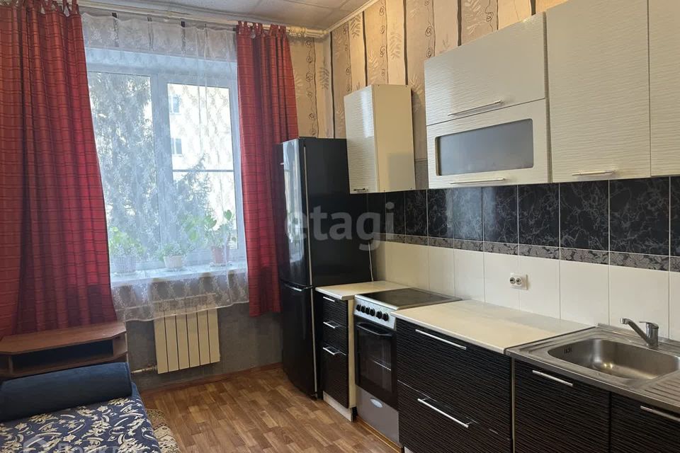 Продаётся 1-комнатная квартира, 48.7 м²