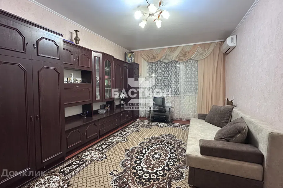 Продаётся 2-комнатная квартира, 53.5 м²
