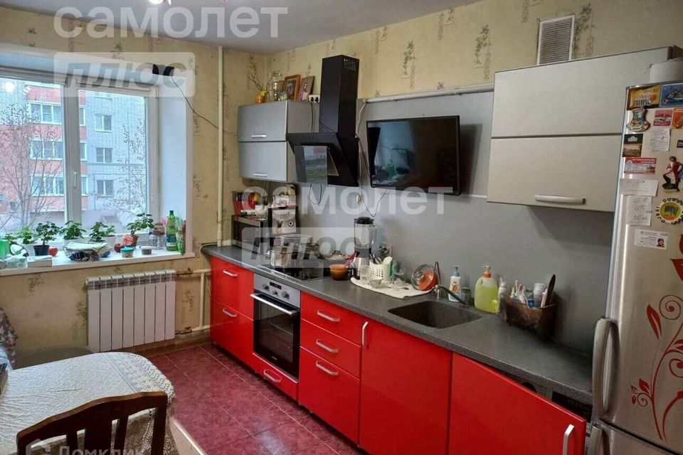 Продаётся 1-комнатная квартира, 41.8 м²