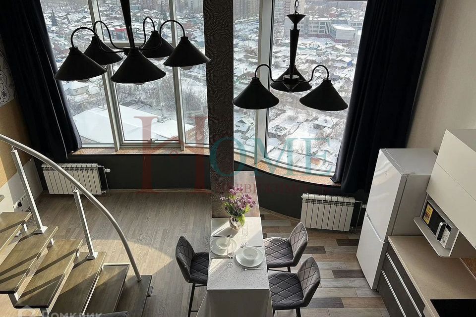 Сдаётся студия, 65 м²