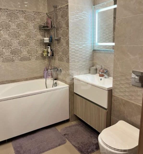 Продаётся 3-комнатная квартира, 98.6 м²