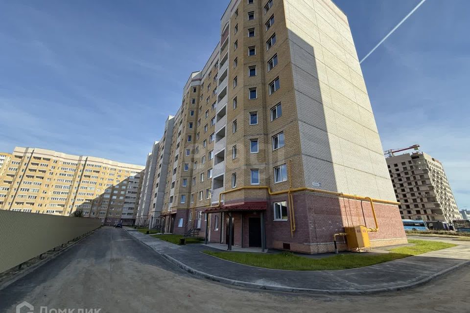 Продаётся 2-комнатная квартира, 70.8 м²