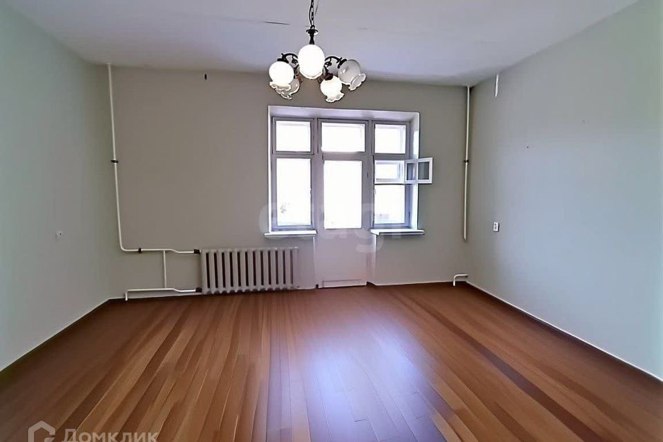 Продаётся 2-комнатная квартира, 60.7 м²