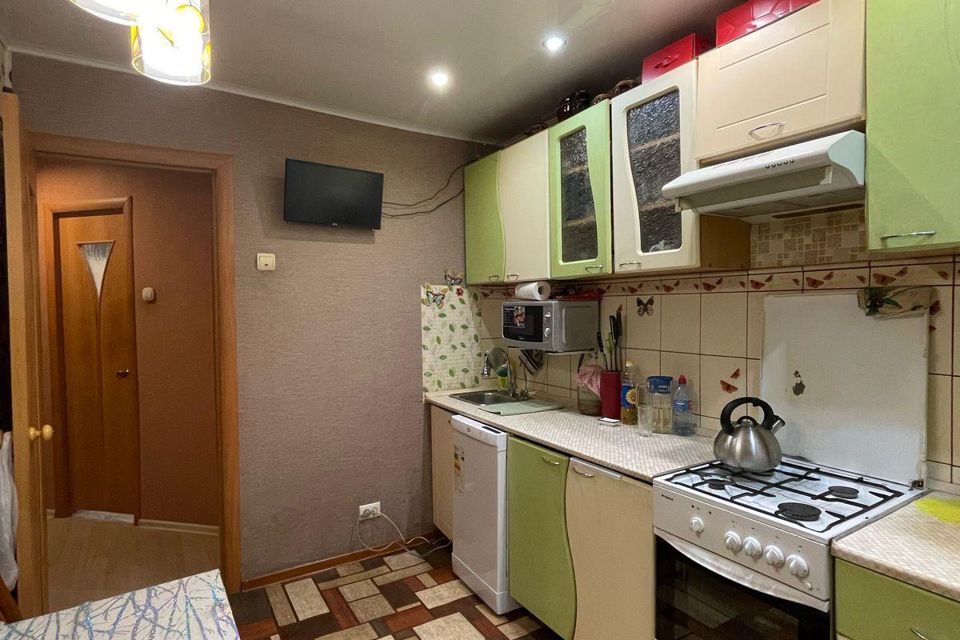 Продаётся 4-комнатная квартира, 74.1 м²