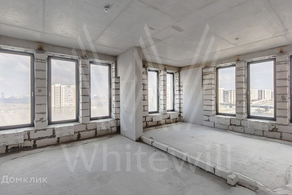 Продаётся 4-комнатная квартира, 105.8 м²