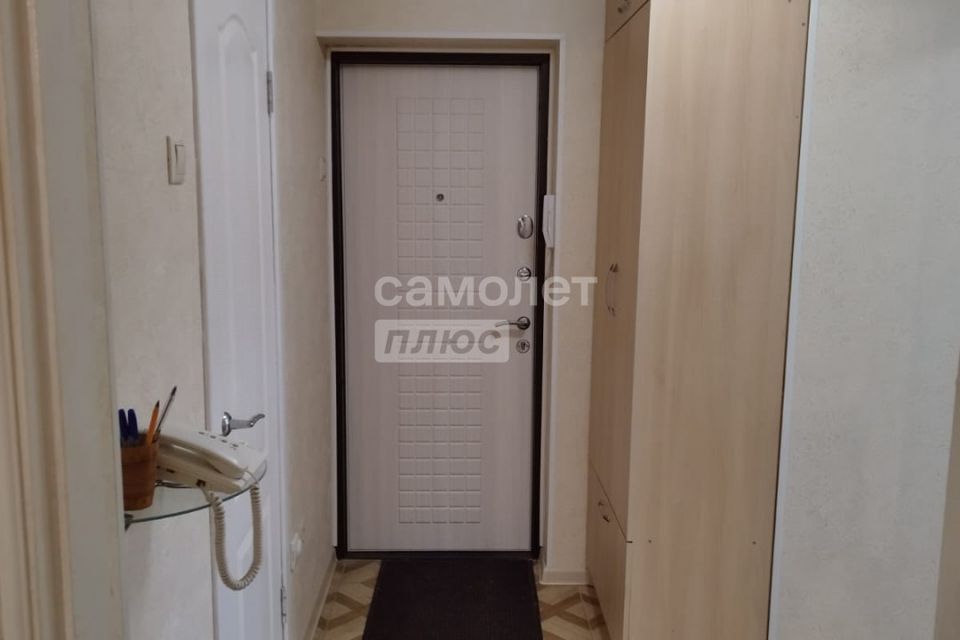 Продаётся 2-комнатная квартира, 42.8 м²