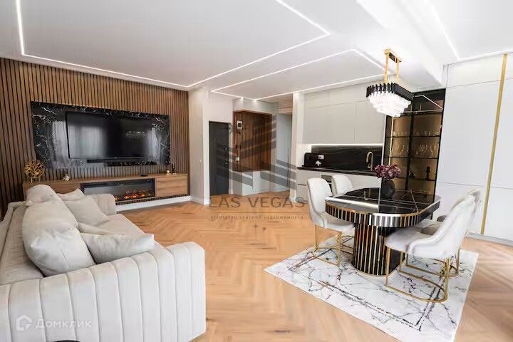 Сдаётся 2-комнатная квартира, 65 м²