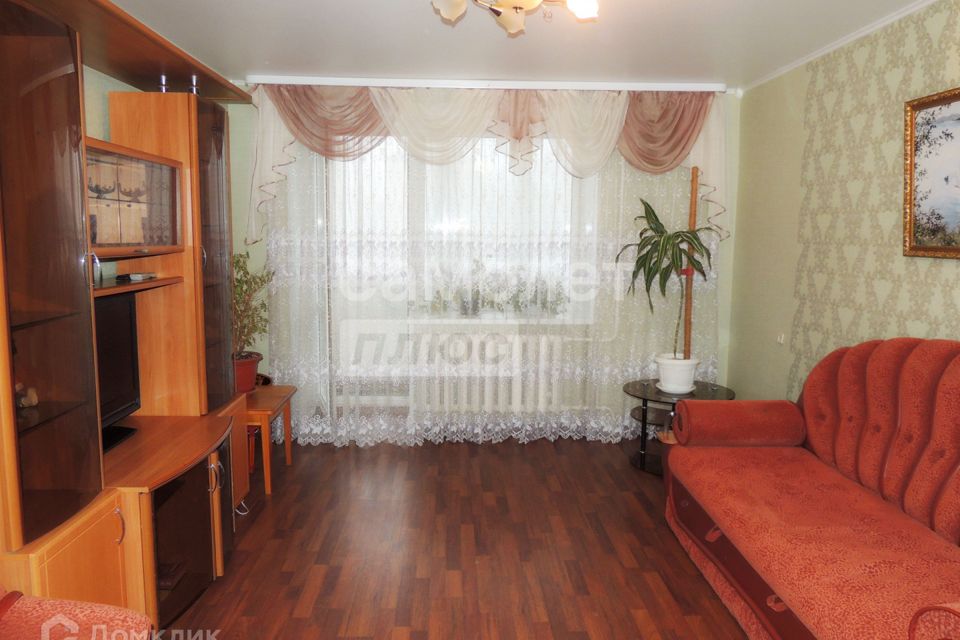 Продаётся 3-комнатная квартира, 61.8 м²