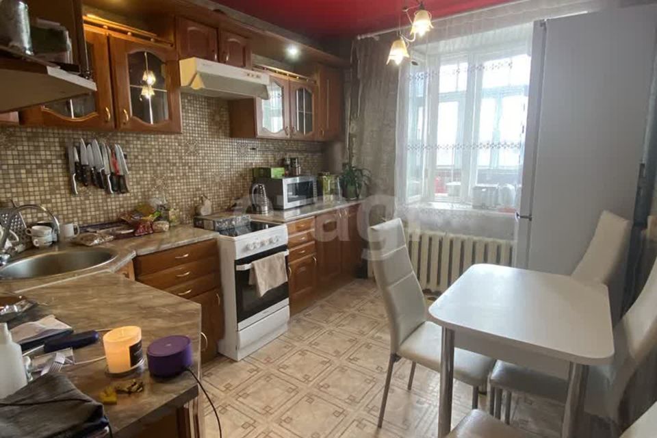 Продаётся 4-комнатная квартира, 74.6 м²