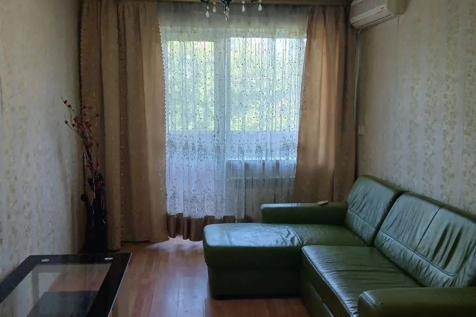 Продаётся 3-комнатная квартира, 53.5 м²