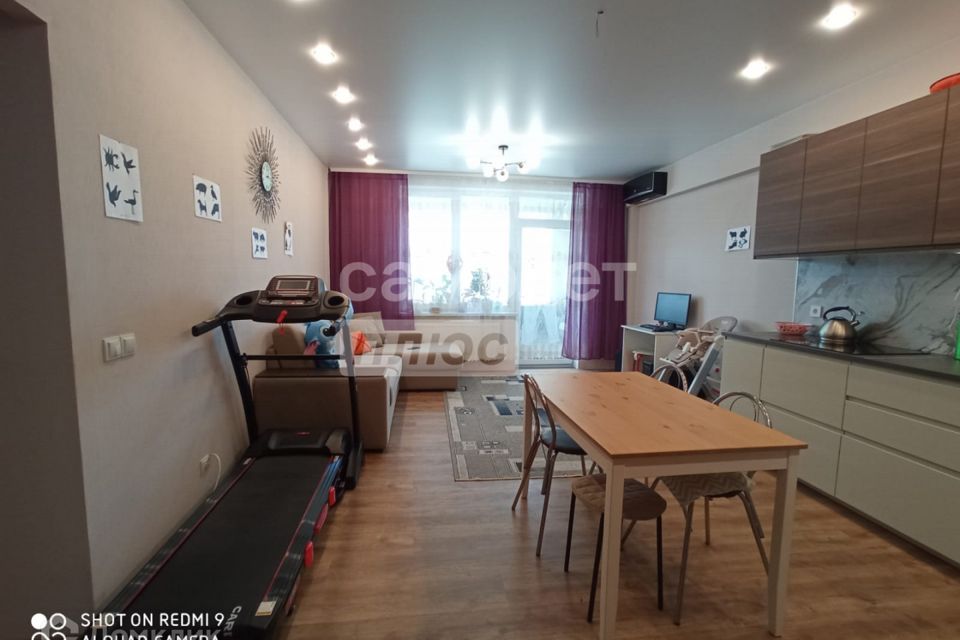 Продаётся 2-комнатная квартира, 80.3 м²