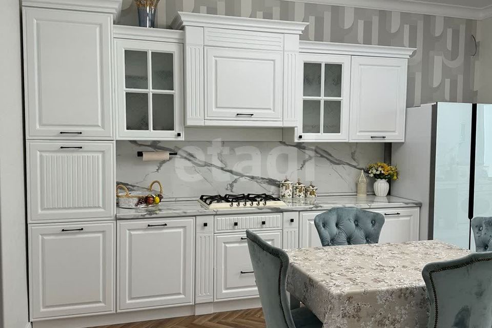 Продаётся 2-комнатная квартира, 82 м²