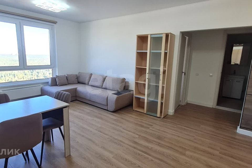 Сдаётся 2-комнатная квартира, 58 м²