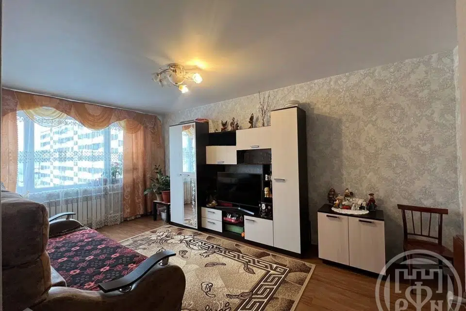 Продаётся 3-комнатная квартира, 59.5 м²