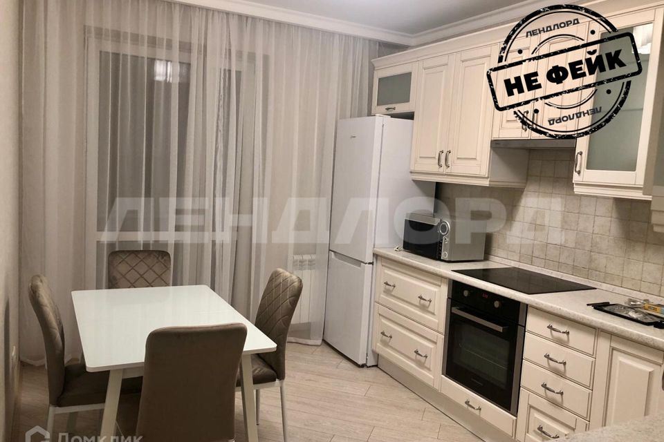 Сдаётся 1-комнатная квартира, 40 м²