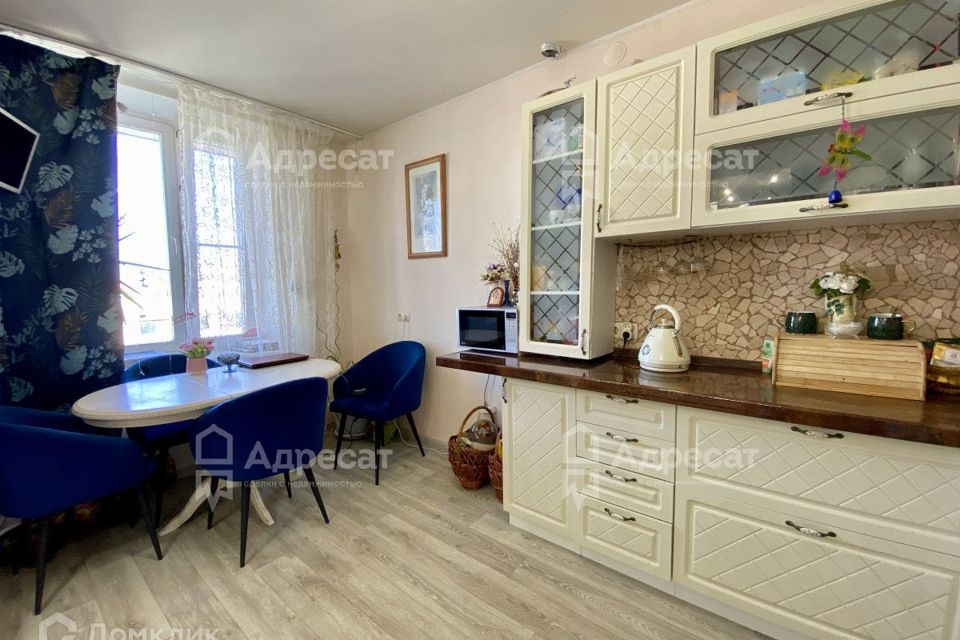 Продаётся 3-комнатная квартира, 111.9 м²