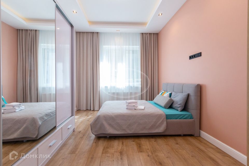 Продаётся 3-комнатная квартира, 120 м²