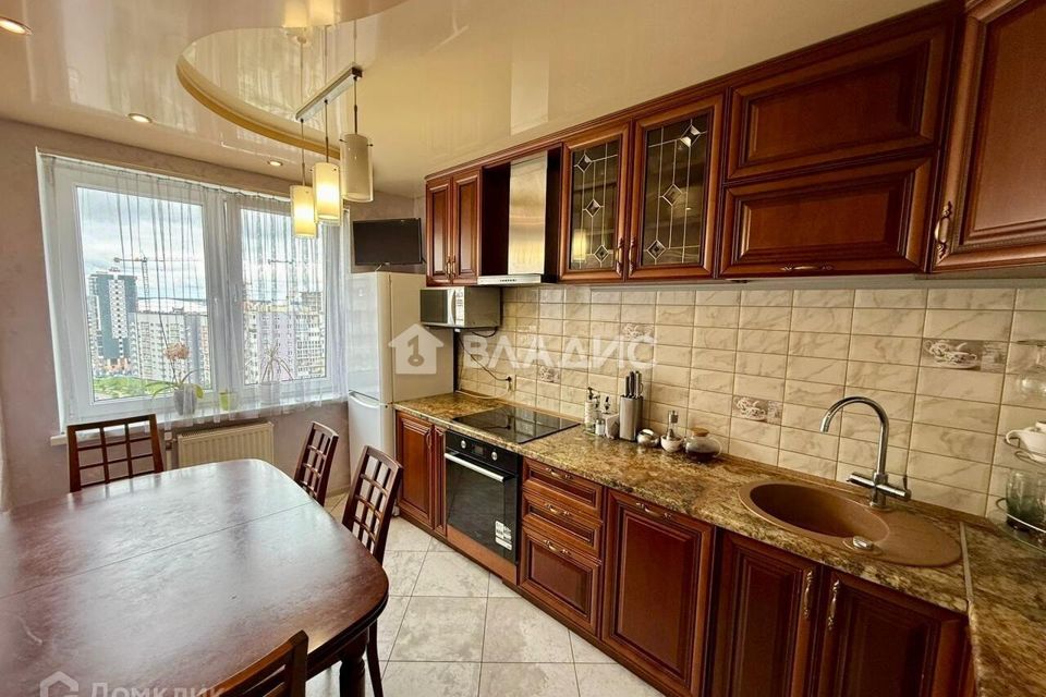 Продаётся 2-комнатная квартира, 57.6 м²
