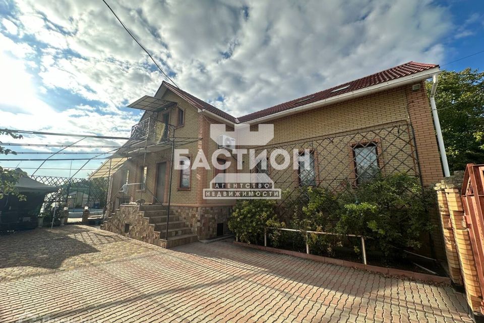 Продаётся 2-этажный дом, 252.2 м²