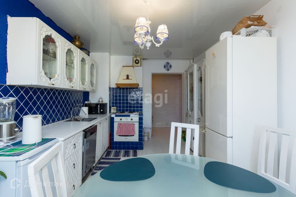Продаётся 3-комнатная квартира, 90 м²