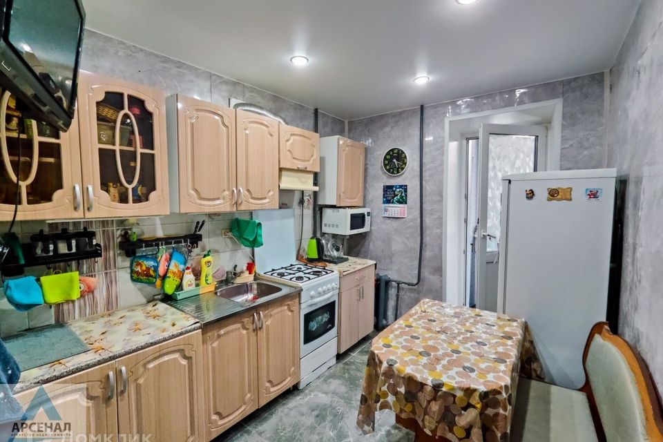 Продаётся 3-комнатная квартира, 58.2 м²