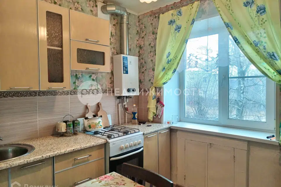 Продаётся 2-комнатная квартира, 43.3 м²