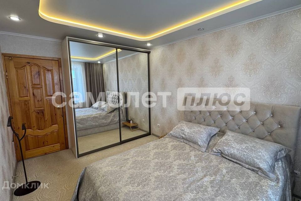 Продаётся 4-комнатная квартира, 78 м²