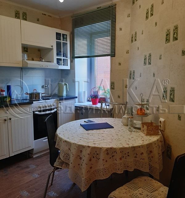 Продаётся 1-комнатная квартира, 39.7 м²