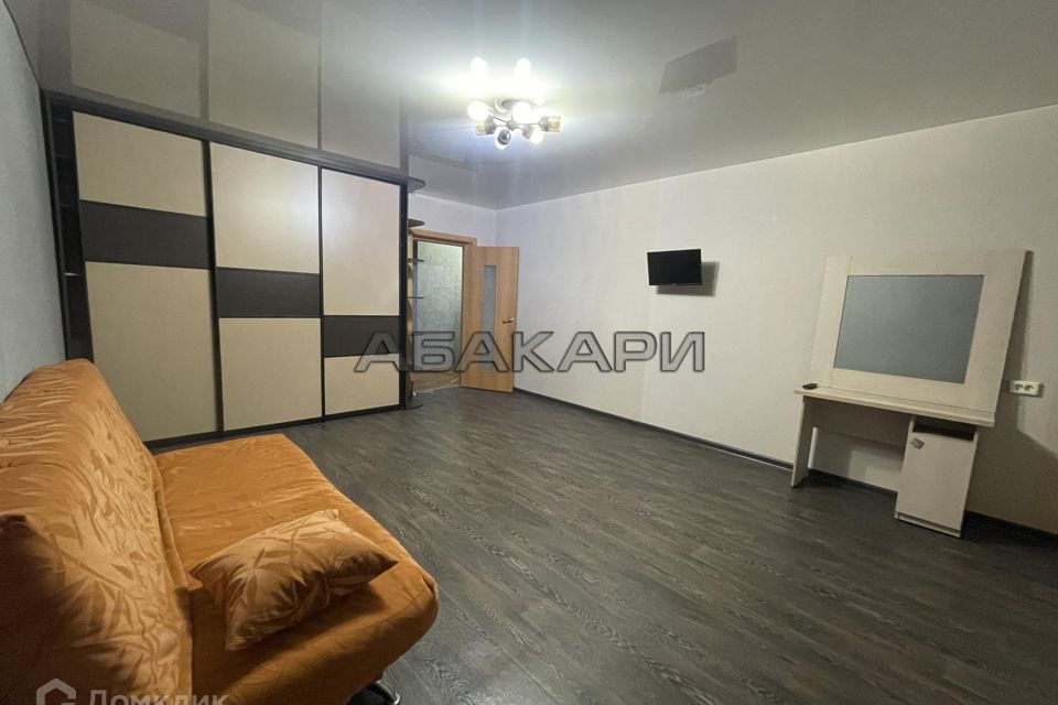 Сдаётся 1-комнатная квартира, 57 м²