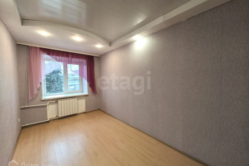 Продаётся 3-комнатная квартира, 54.6 м²