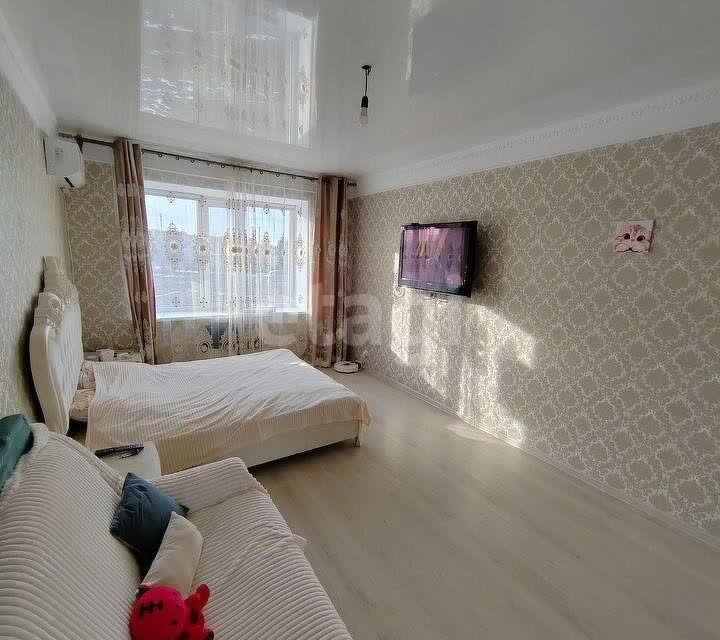 Продаётся 1-комнатная квартира, 40.2 м²