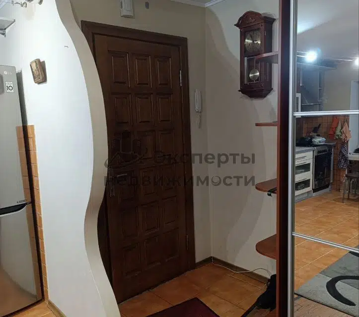 Продаётся 4-комнатная квартира, 109.3 м²