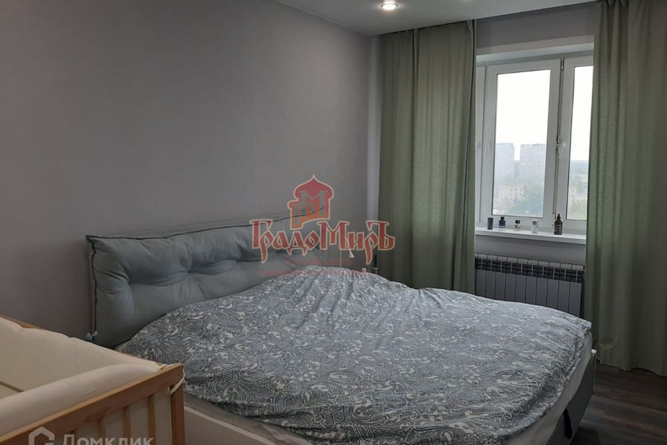 Сдаётся 2-комнатная квартира, 90 м²