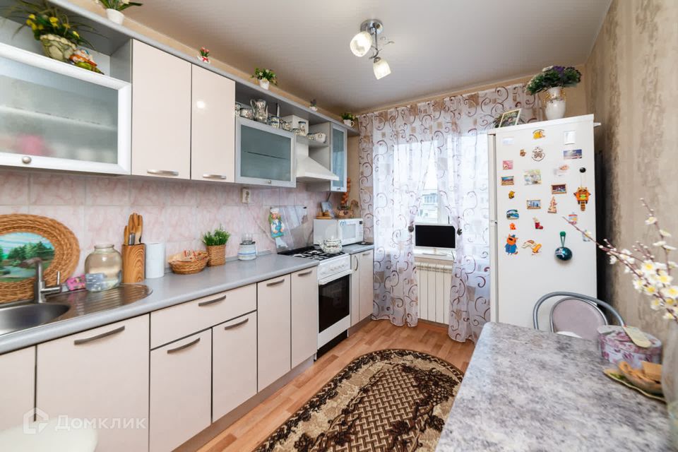 Продаётся 3-комнатная квартира, 62.7 м²