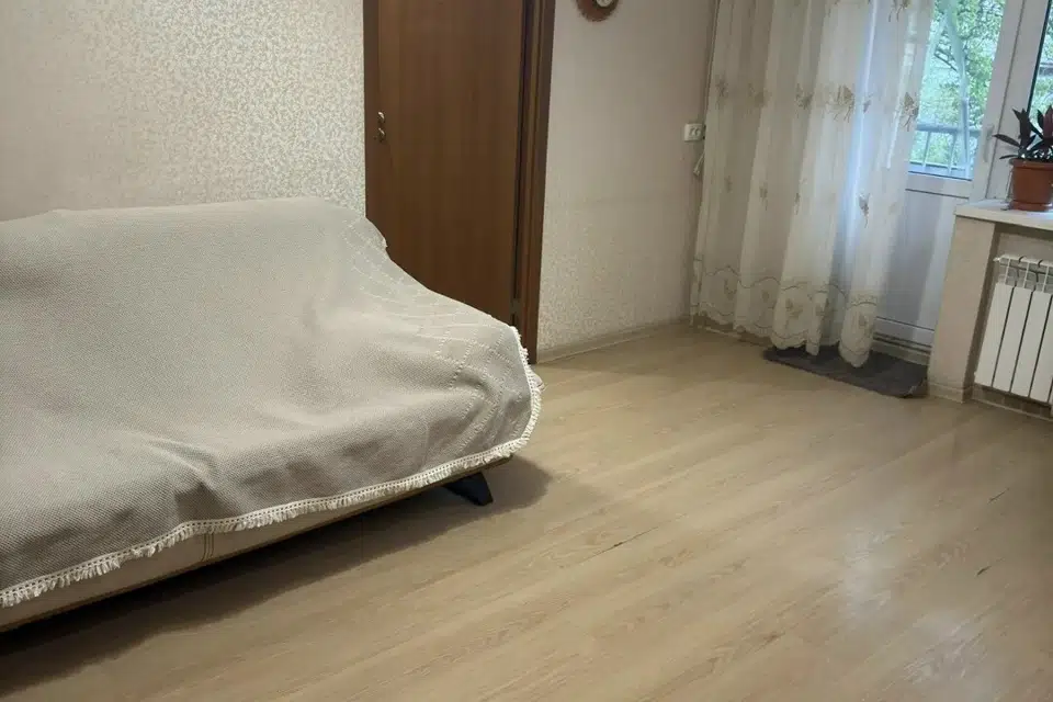 Продаётся 3-комнатная квартира, 56 м²