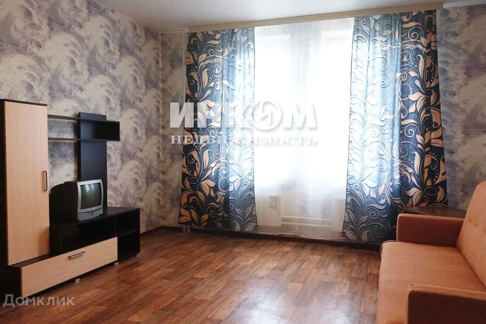 Сдаётся 1-комнатная квартира, 38 м²