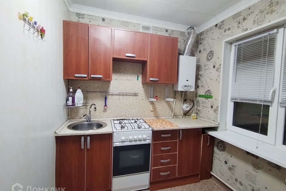 Продаётся 3-комнатная квартира, 47.8 м²