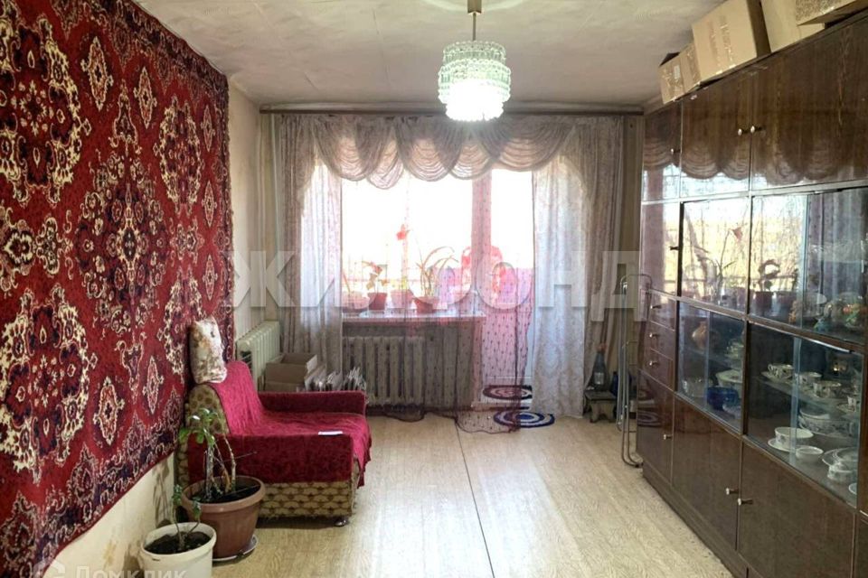 Продаётся 3-комнатная квартира, 57.8 м²