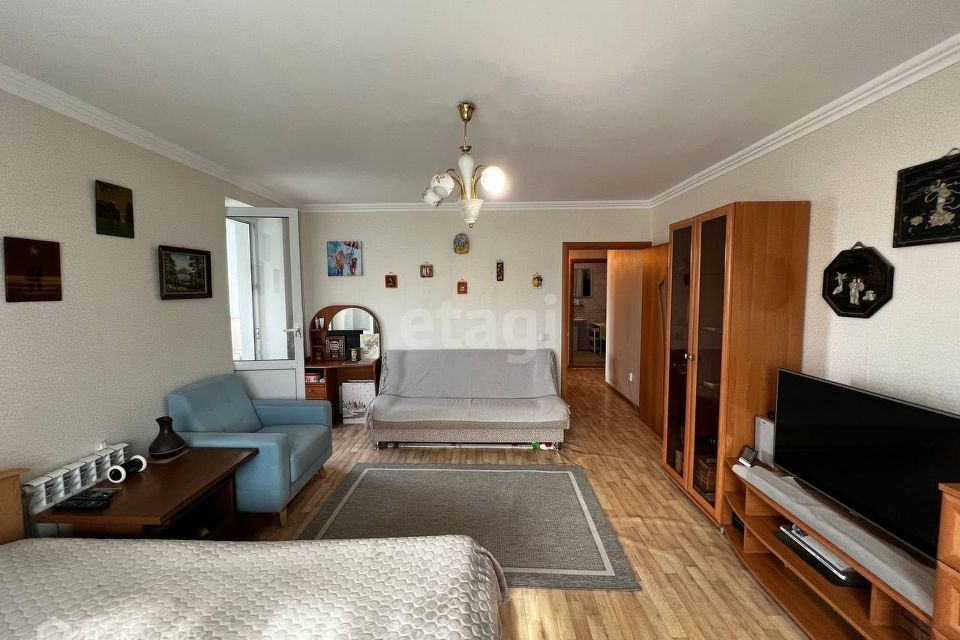 Продаётся 1-комнатная квартира, 54.1 м²