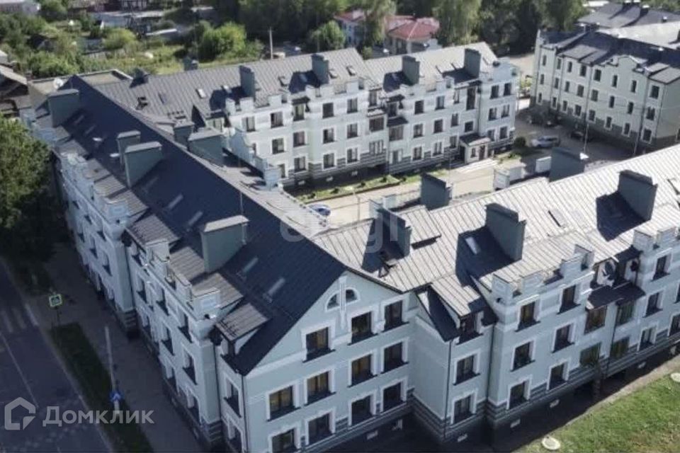 Продаётся 5-комнатная квартира, 110.9 м²