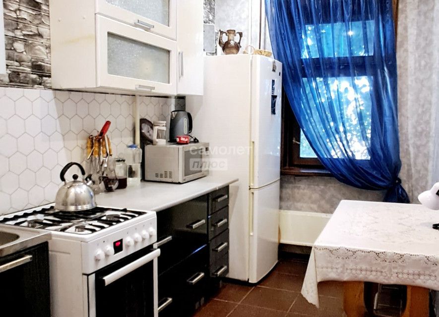 Продаётся 2-комнатная квартира, 56.3 м²