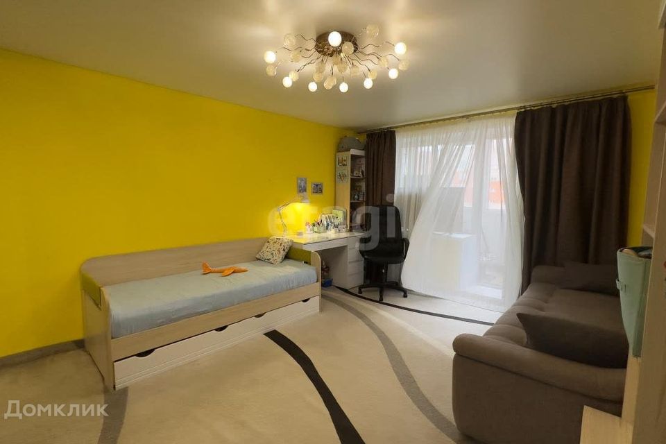 Продаётся 1-комнатная квартира, 38 м²