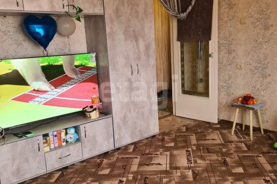 Продаётся 3-комнатная квартира, 57.7 м²