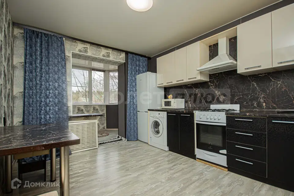 Продаётся 1-комнатная квартира, 41.6 м²