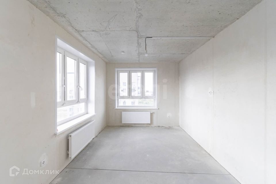 Продаётся 1-комнатная квартира, 58.2 м²
